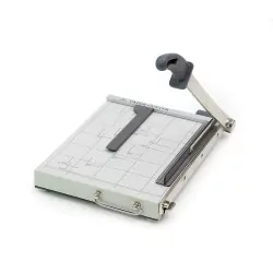 GILOTYNA PAPER CUTTER A4