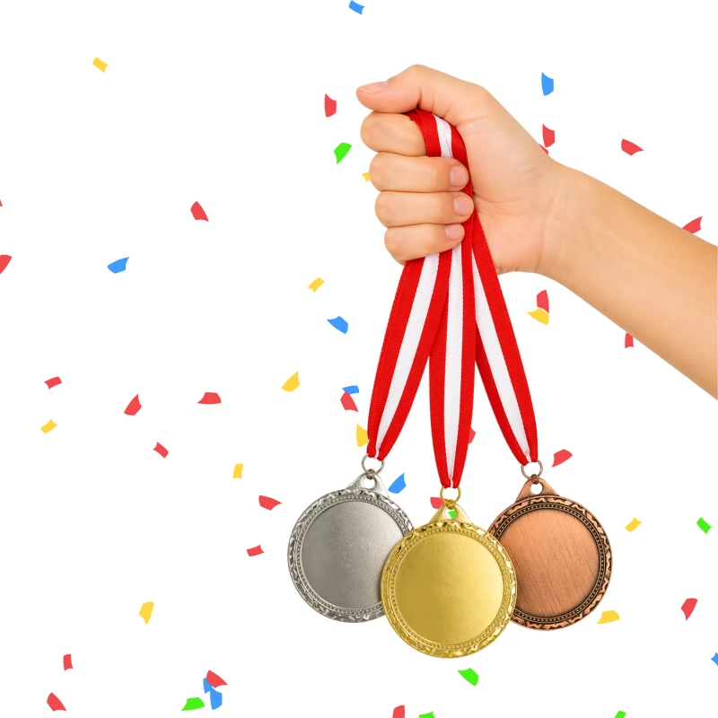 ZESTAW 3 Medale I-III Miejsce Uniwersalne 32 mm EMBLEMAT I WSTĄŻKA 11 MM GRATIS