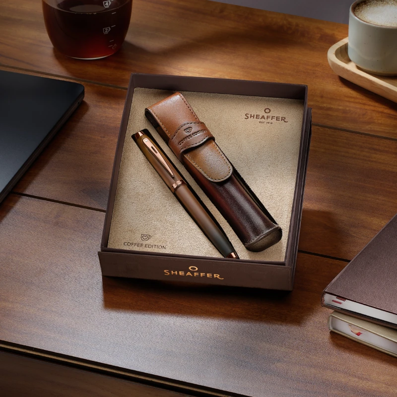 ZESTAW SHEAFFER 100 PIÓRO WIECZNE 9374 FP COFFEE + ETUI F
G0937443-6