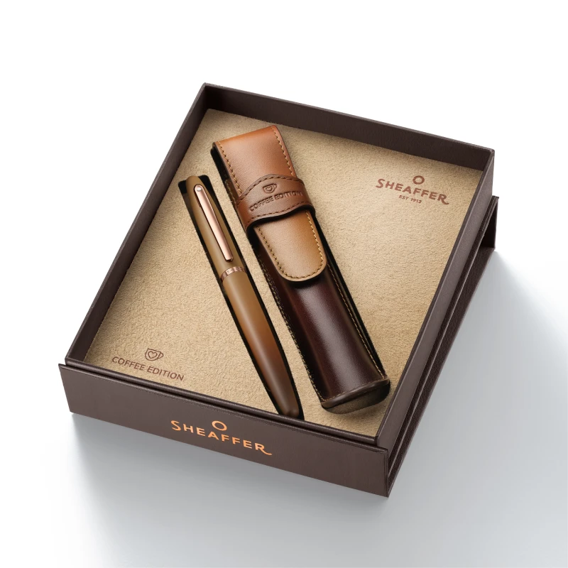ZESTAW SHEAFFER VFM PIÓRO WIECZNE 9428 FP COFFEE + ETUI M
G0942853-6